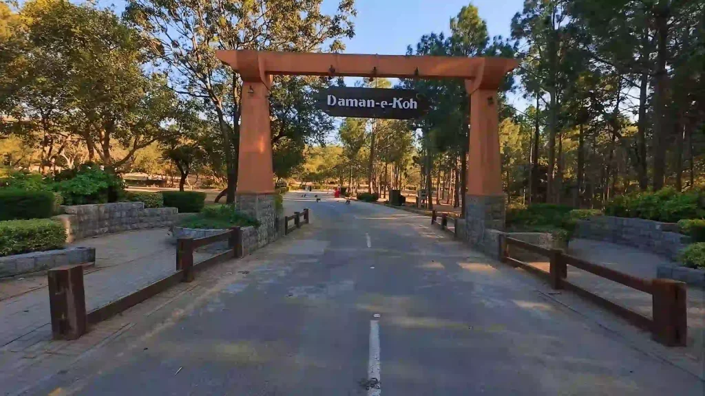 Daman-e-Koh is located in the Margalla hills, and is the best place for a family picnic